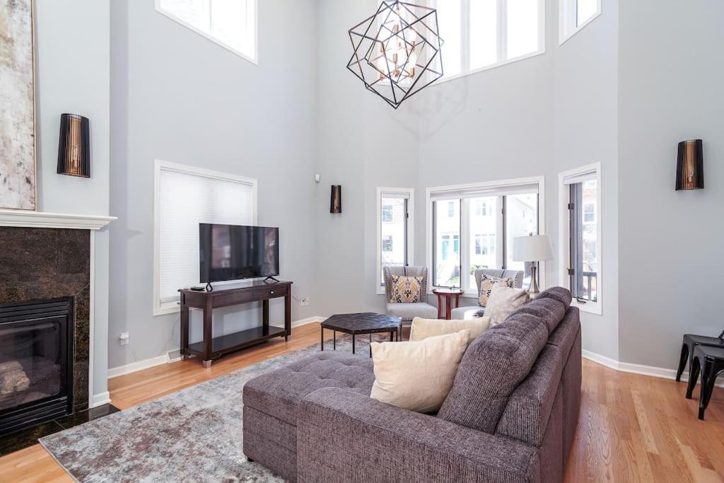Eclectic Stylish And Cozy Milwaukee Unit Βίλα Εξωτερικό φωτογραφία