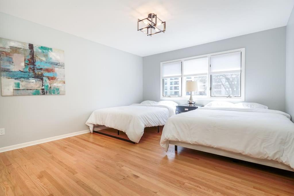 Eclectic Stylish And Cozy Milwaukee Unit Βίλα Εξωτερικό φωτογραφία